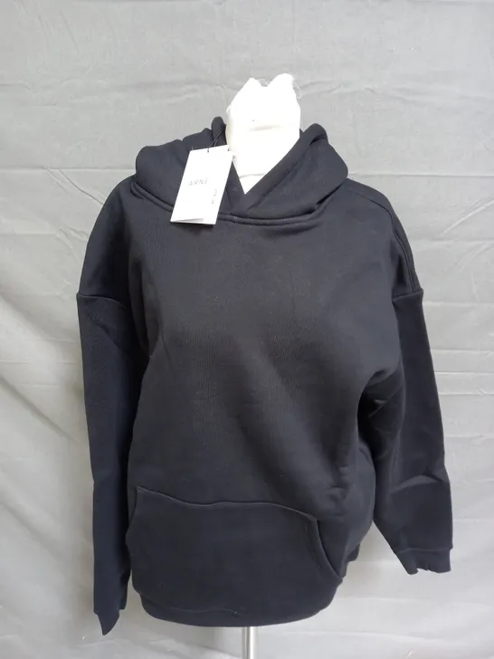 ARNE RELAXED FIT HOODIE IN BLACK - MEDIUM