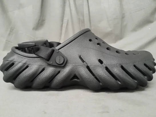 PAIR OF CROCS ECHO CLOGS IN BLACK UK SIZE M7/W8