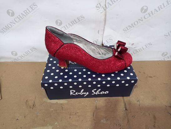 BOXED PAIR OF RUBY SHOO SIZE 8