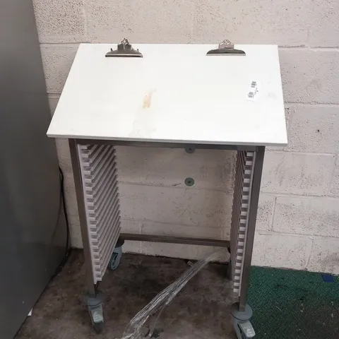 MOBILE SHELVING UNIT WITH TWO CLIP BOARDS