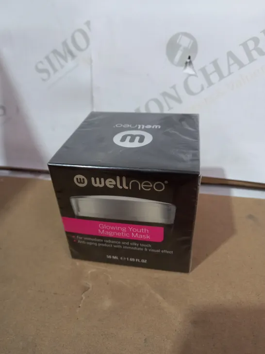 SEALED WELLNEO GLOWING YOUTH MAGNETIC MASK