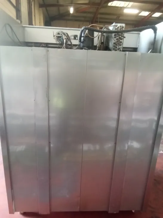 COMMERCIAL DOUBLE DOOR FRIDGE 