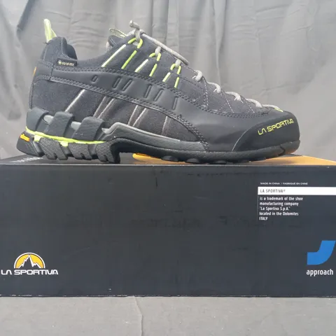 BOXED PAIR OF LA SPORTIVA SHOES IN GREY/NEON GREEN UK SIZE 7.5