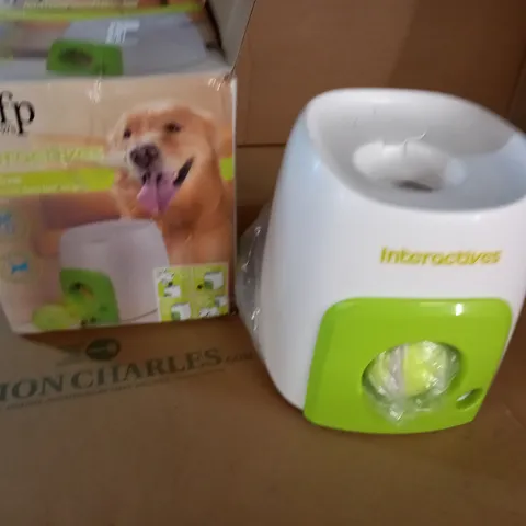 INTERACTIVES FETCH N TREAT PET FEEDER