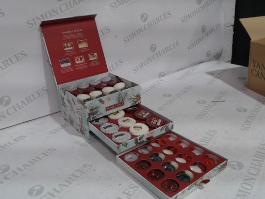 YANKEE CANDLE LIMITED EDITION FESTIVE WAX ASSORTMENT IN TIERED BOX