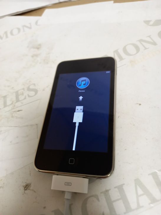 APPLE IPOD TOUCH A1288 