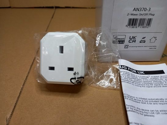 BOXED Z-WAVE ON OFF PLUG