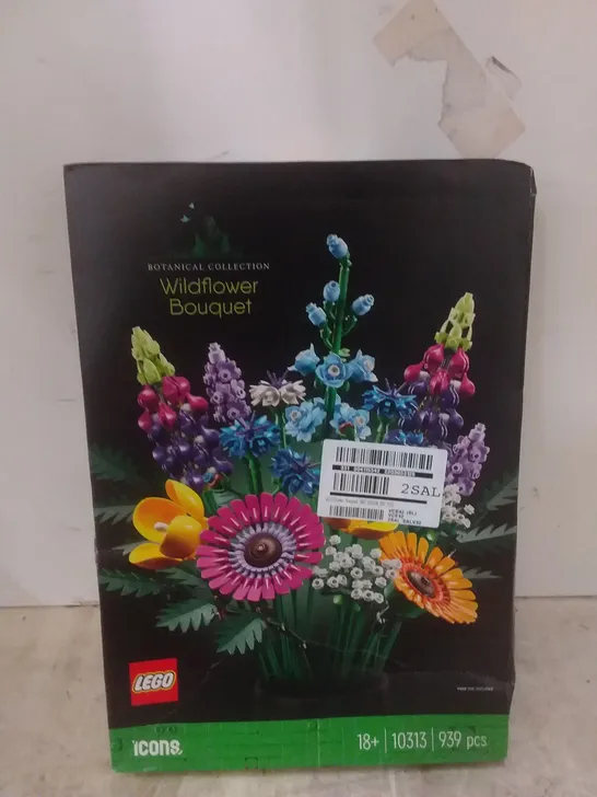 BOXED LEGO WILD FLOWER BOUQUET 