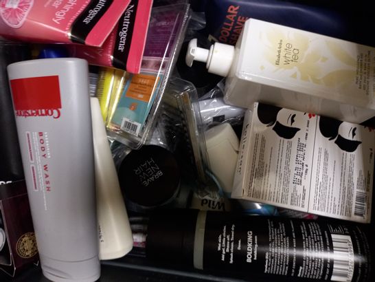 LOT OF APPROXIMATELY 20 ASSORTED HEALTH & BEAUTY ITEMS, TO INCLUDE NEUTROGENA, REVOLUTION, SACHA, ETC