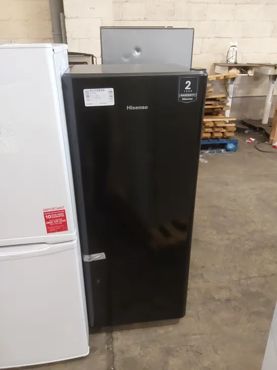 HISENSE RR220D4BBE 52CM FREESTANDING RETRO FRIDGE BLACK - UNPROCESSED RAW RETURN