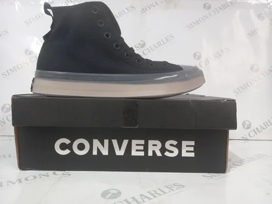 BOXED PAIR OF CONVERSE ALL STAR SHOES IN BLACK UK SIZE 10