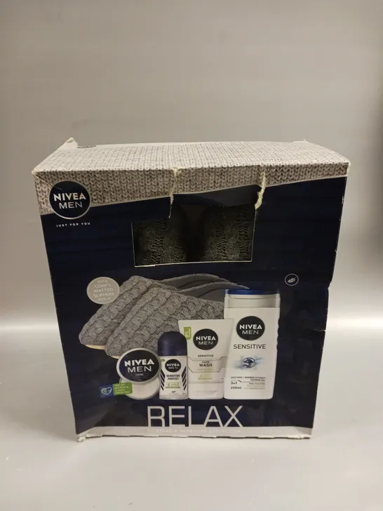 BOXED NIVEA RELAX SLIPPERS & SENSITIVE COLLECTION 