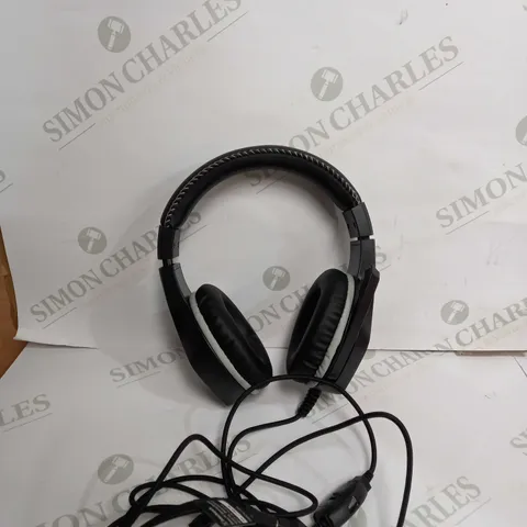 BLACKWEB PC STEREO GAMING HEADSET - 3.5MM AUDIO JACK