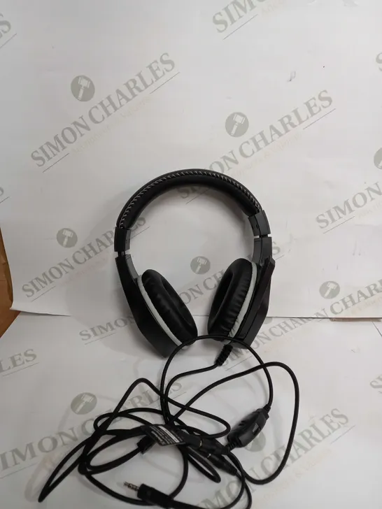 BLACKWEB PC STEREO GAMING HEADSET - 3.5MM AUDIO JACK