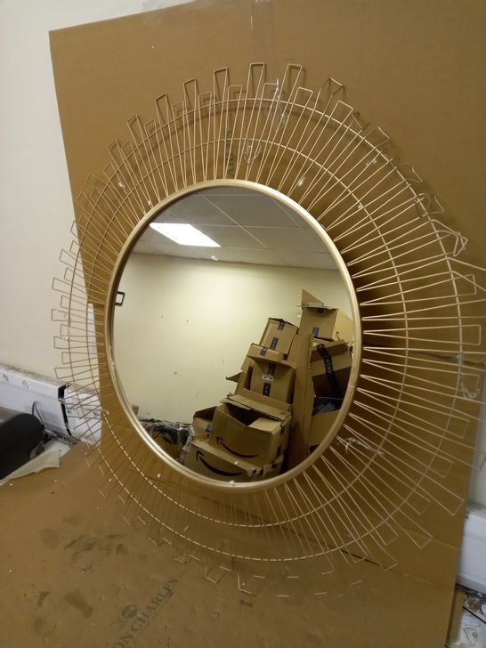 BOXED WIRE FRAMED CIRCULAR WALL MIRROR COLLECTION ONLY