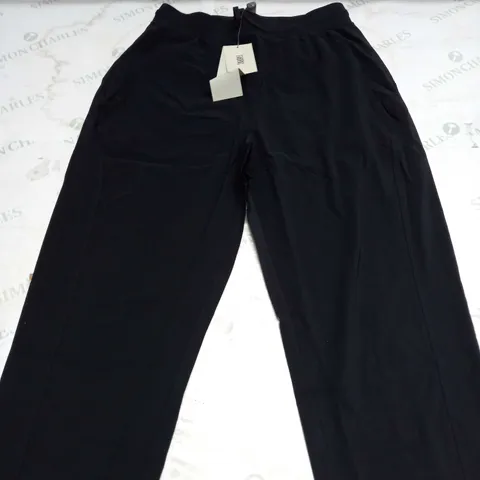 SWEATY BETTY LEGGINGS IN BLACK - UK S