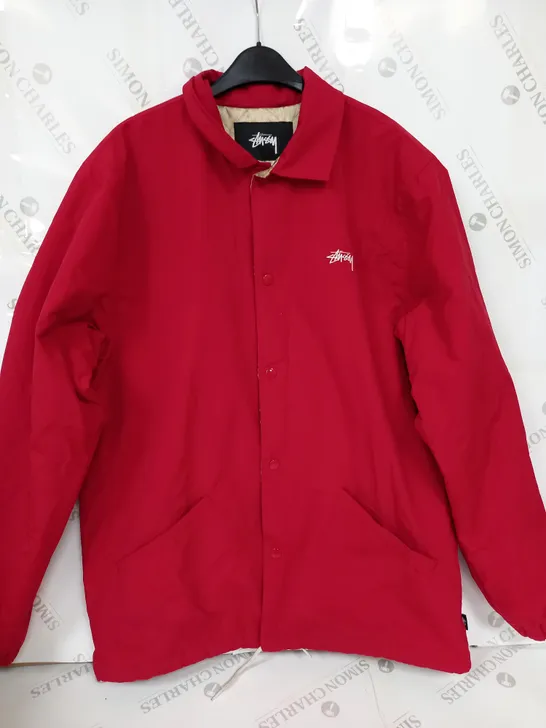 STUSSY BUTTON LONG SLEEVE COAT IN RED - LARGE