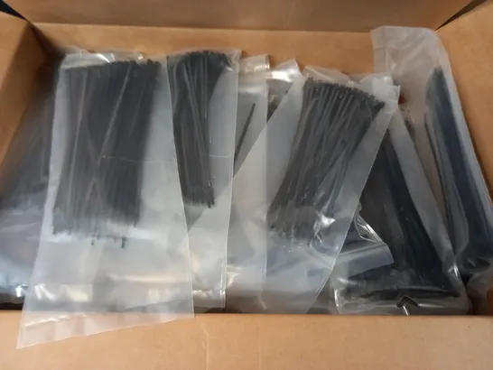 LARGE QUANTITY OF ASSORTED BLACK ZIP TIES - APPROX 5000