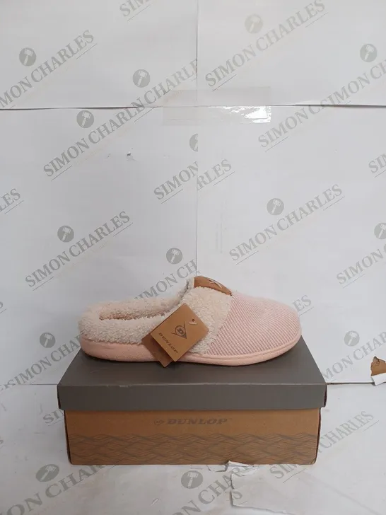 DUNLOP EVA SLIPPERS IN BEIGE - UK 8