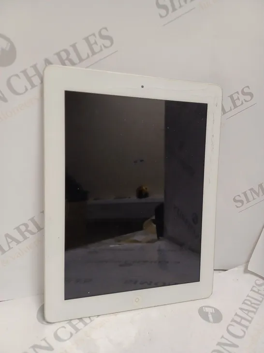 APPLE IPAD TABLET - MODEL UNSPECIFIED 