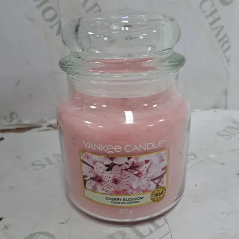 YANKEE CANDLE MEDIUM JAR CANDLE – CHERRY BLOSSOM - COLLECTION ONLY 