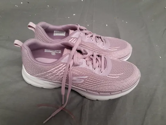 SKETCHERS AIR COOLED GOGA MAT IN PINK SIZE 5