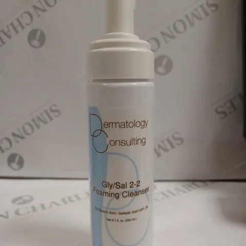 DERMATOLOGY CONSULTING GLY/SAL 2-2 FOAMING CLEANSER 