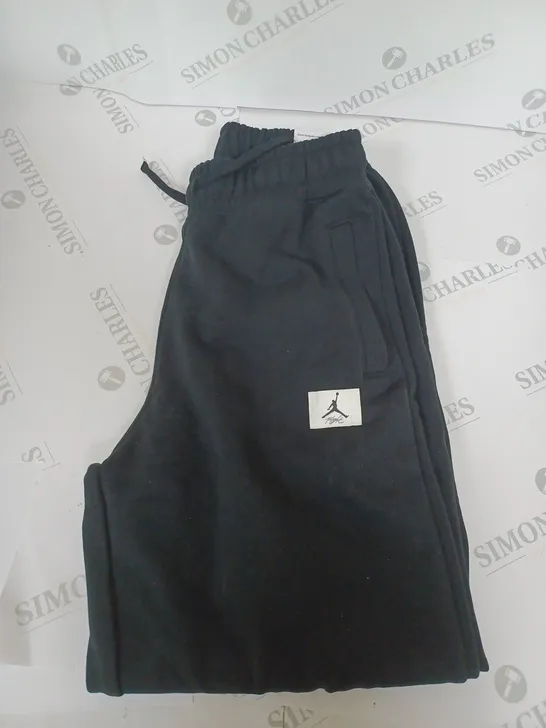 JORDAN FLIGHT TRACKSUIT BOTTOMS SIZE XS 4568938Simon Charles Auctioneers