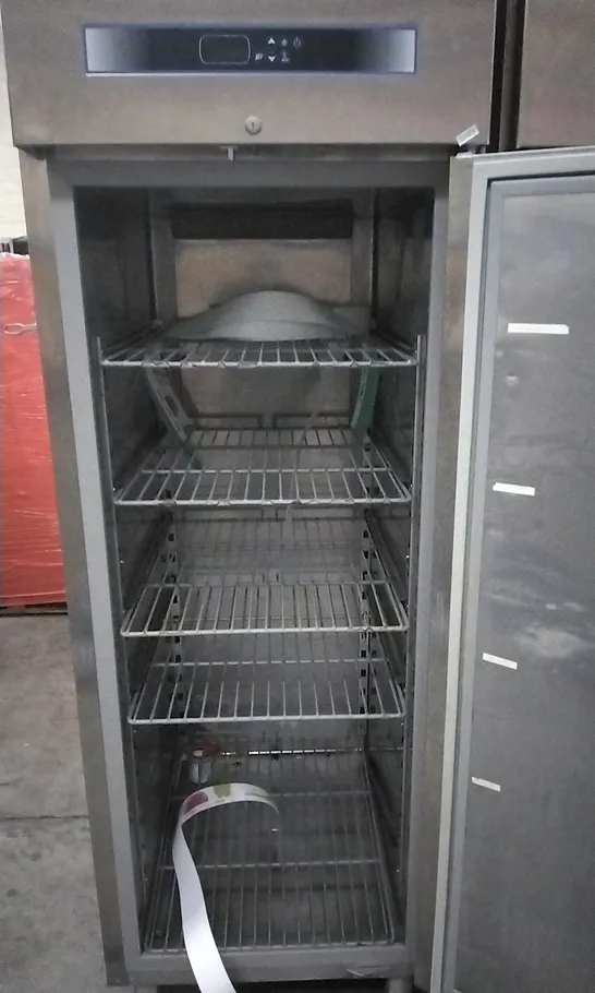 POLARIS SINGLE COMMERCIAL FRIDGE/CHILLER P70 TN AR