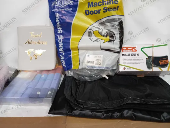 BOX TO CONTAIN APPROX 15 X ASSORTED HOUSEHOLD PRODUCTS. INCLUDES WASHING MACHINE DOOR SEAL, LARGE SPORTS CARRY BAG, MUSCLE TONER, TRAVEL BOOK ETC 