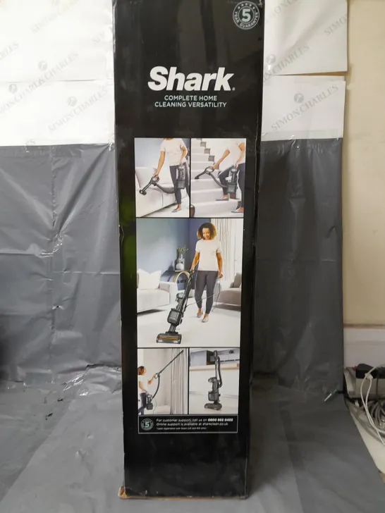 BOXED SHARK UPRIGHT CORDED VACUUM WITH ANTI-HAIR WRAP, LIFTAWAY TECHNOLOGY AND COMPLETE SEAL NZ690UK RRP £249