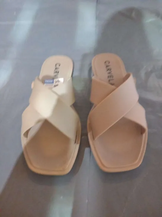 CARVELA FLATS SIZE 4