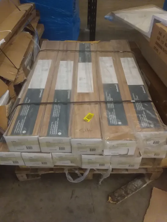 PALLET OF SOLID NATURAL HARDWOOD OAK WOOD FLOORING