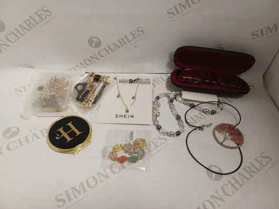 BOX OF APPROX 20 COSTUME JEWELLERY ITEMS TO INCLUDE NECKLACES, RINGS AND GLASSES