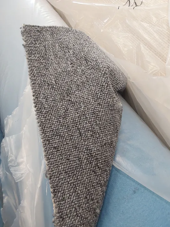 ROLL OF QUALITY KENSINGTON HEATHERS ACTION BACK CARPET // SIZE: APPROX 4 X 11.75m