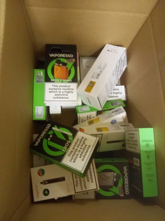 APPROXIMATELY 20 BOXED E-CIGARETTES TO INCLUDE VOOPOO, VAPORESSO, ASPIRE ETC 