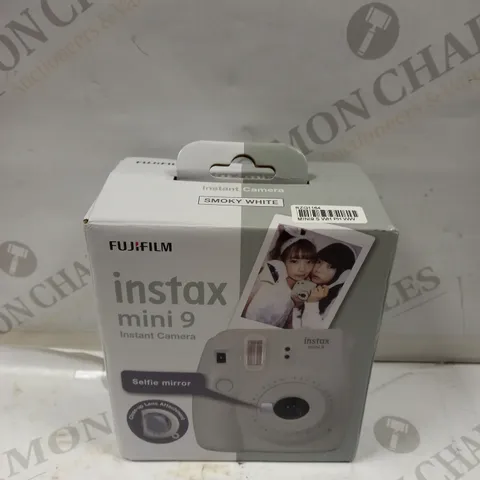 FUJIFILM INSTAX MINI 9 INSTANT CAMERA 