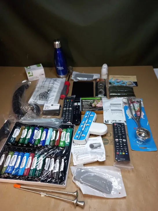 LOT OF ASSORTED ITEMS TO INCLUDE REMOTE CONTROLS, 3 WAY PLUG ADAPTER AND ACRYIC PAINTS 