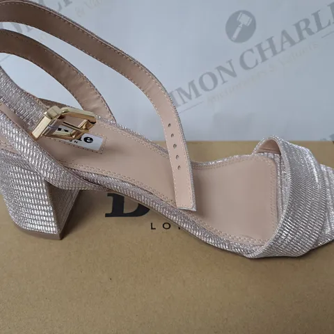 BOXED DUNE LONDON METALLIC-FABRIC BARELY THERE SANDAL SIZE 6 