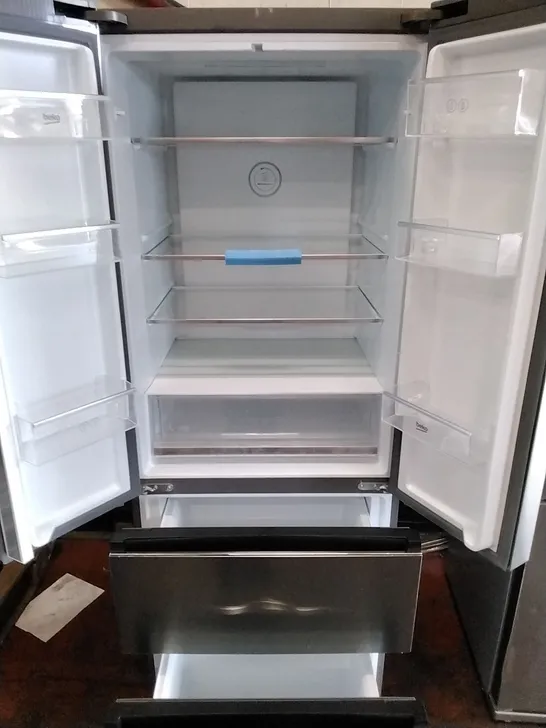 BEKO MN13790PX 70CM FRIDGE FREEZER