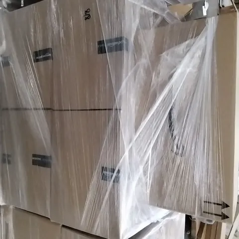 PALLET CONTAINING 5 BOXES OF ASSORTED HOUSEHOLD ITEMS TO INCLUDE LOUNGER SLIP COVER, SUPERKING DUVET COVER AND SURGICAL MASKS