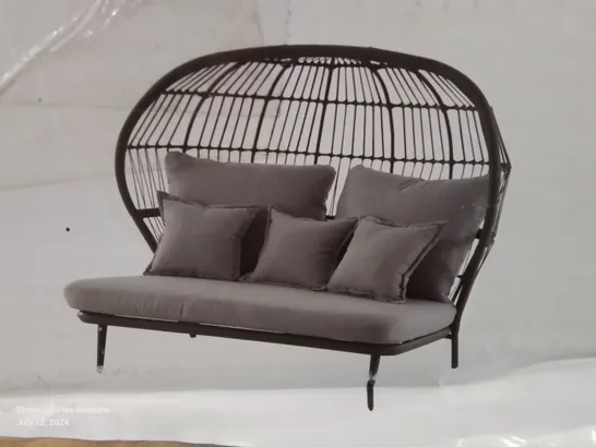 BOXED APOLIMA ROPE DAYBED