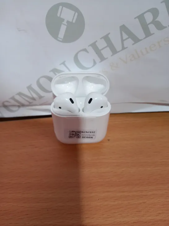 APPLE AIRPODS