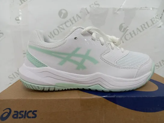 BOXED PAIR OF ASICS WHITE TRAINERS WITH WASHED LIME - UK KIDS 13