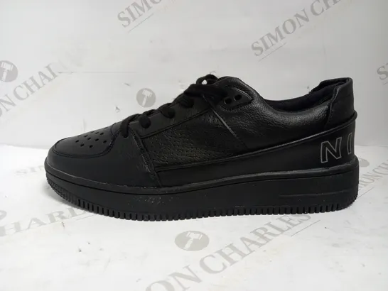 NICCE KENDRICK BLACK TRAINERS UK SIZE 9