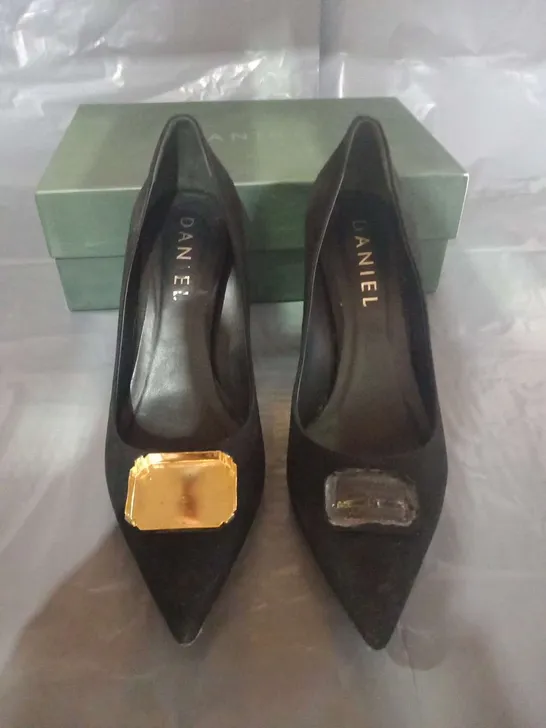 BOXED DANIEL NATALIA BLACK SIZE 41