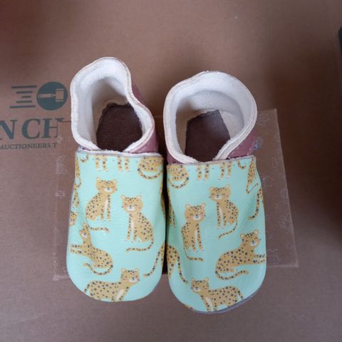 BOXED PAIR INCH BLUE CHILDRENS SHOES, EMBROIRDERED WITH "ELSPETH" AND "STARGIRL" UK SIZE NOT GIVEN