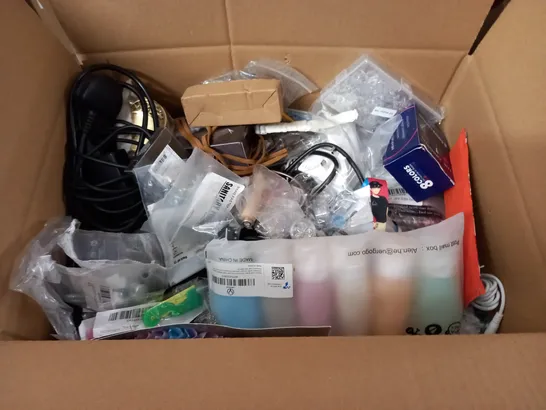 large quantity of assorted household bits and bobs