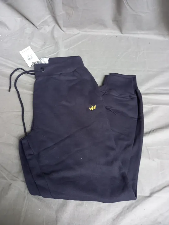 INDUSTRIALIZE CROWN EMBROIDERED JOGGER AND HOODIE SET IN NAVY SIZE M