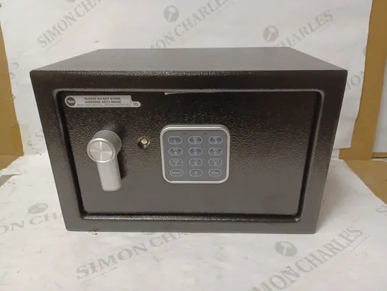 VALUE SMALL YALE SAFE